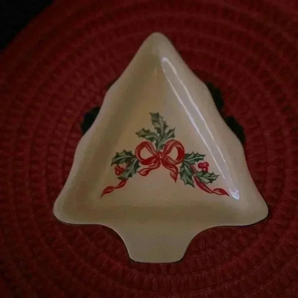 Christmas Tree international China dish 7 inch height 6 inch wide . Decorative - Picture 2 of 3